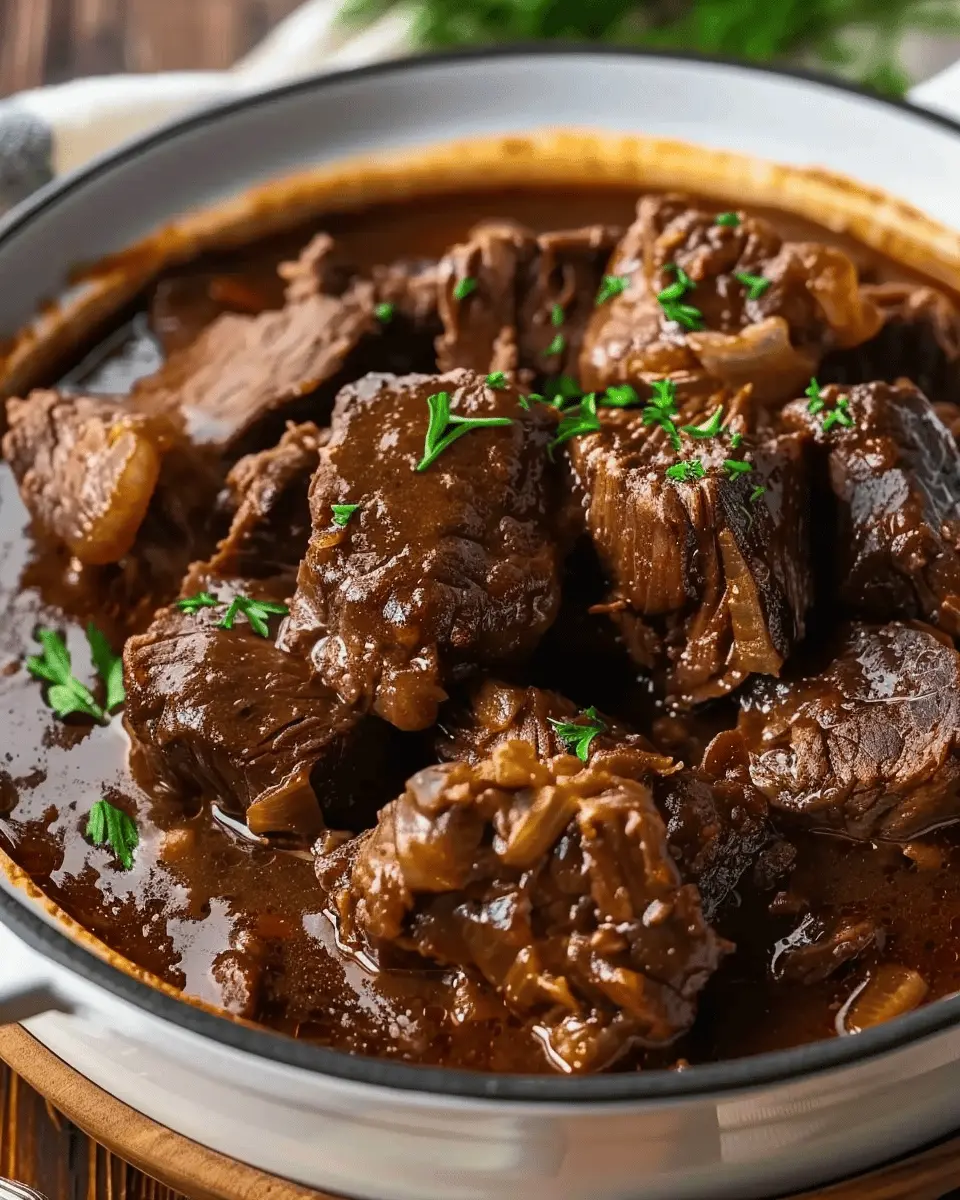 Slow Cooker Beef Manhattan: Easy Comfort Food for Everyone